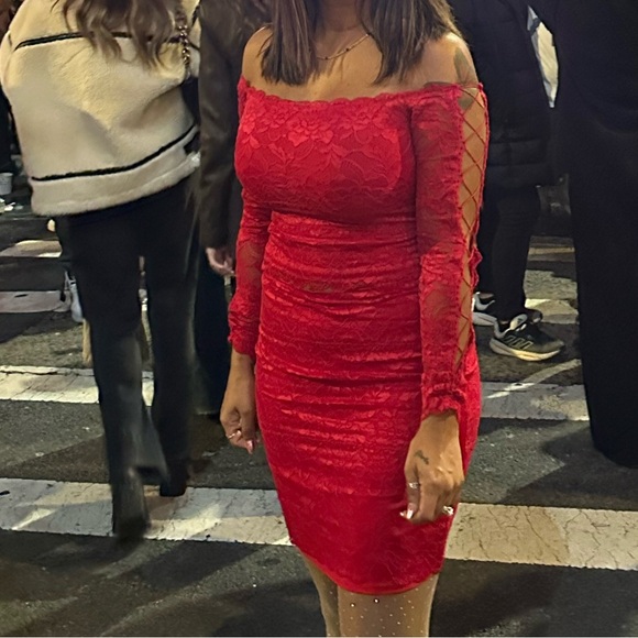 Beautiful top & bottom 
Both GUESS - Picture 2 of 2